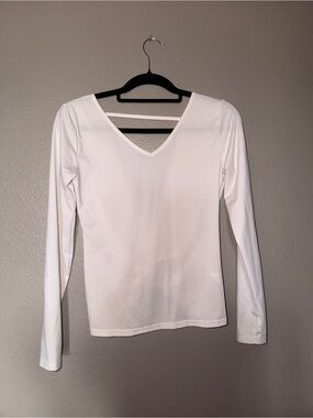 ZYIA Active White Twist Back Long Sleeve Performance Top Size Medium